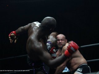 Phuket Top Team picks up 7 wins from 7 fights within Thailand