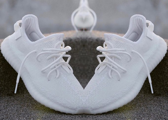 adidas Yeezy Boost 350 V2 Triple White